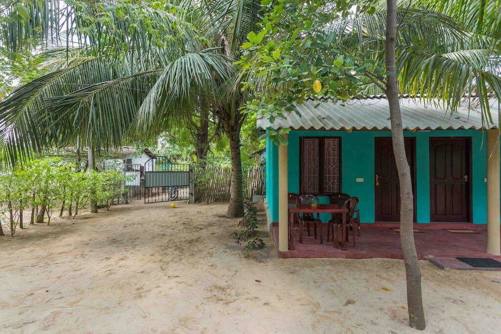 Theepan'S Home Nilaveli Exterior foto