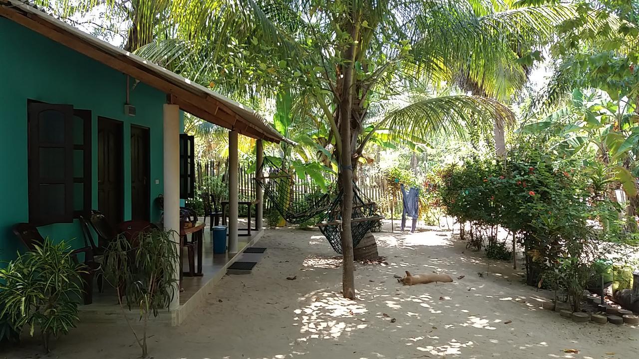Theepan'S Home Nilaveli Exterior foto