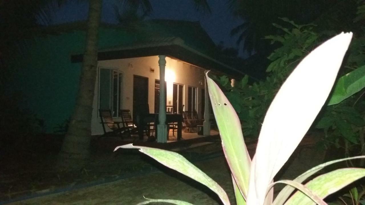 Theepan'S Home Nilaveli Exterior foto