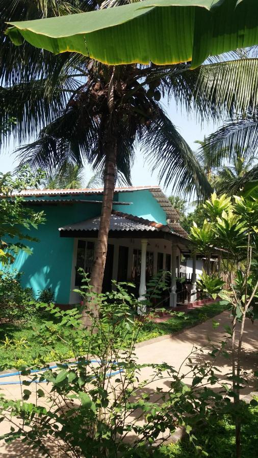 Theepan'S Home Nilaveli Exterior foto